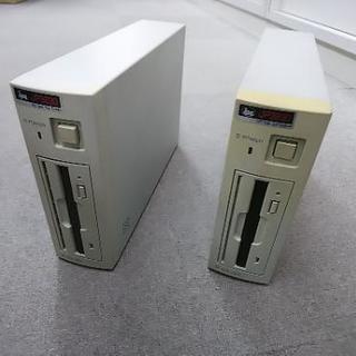 SCSI外付 MOドライブが二台