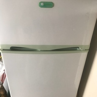 セット(エアコン、洗濯機、冷蔵庫、ベッド)