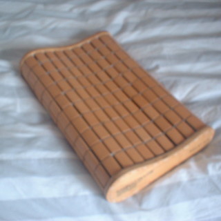 夏にすずしい竹枕　バンブーピロー