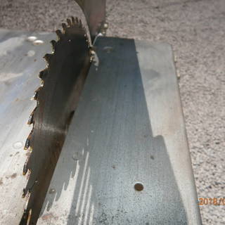 日立　大型丸のこ　木製台とセットです。