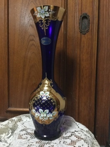 ボヘミアガラス ハイエナメル花瓶 青