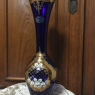 ボヘミアガラス ハイエナメル花瓶 青