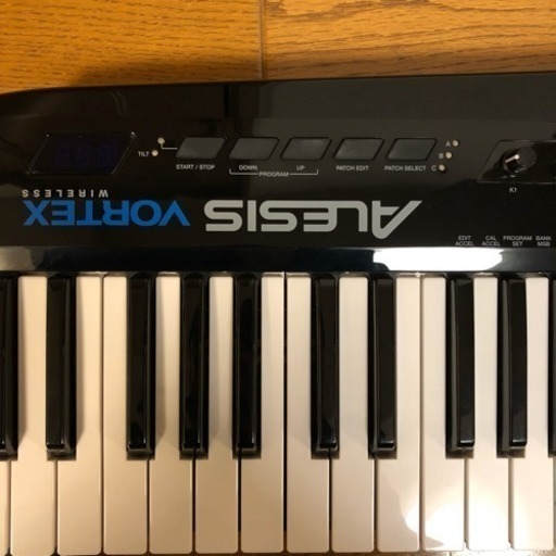 ALESIS VORTEX WIRELESS ショルダーキーボード