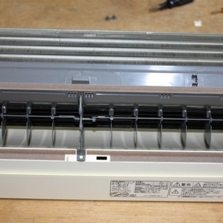 ２０１１年製三菱霧ｹ峰６～８帖用　程度良好