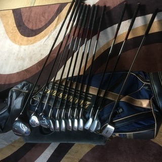 (売却済)ゴルフクラブとバックのセット