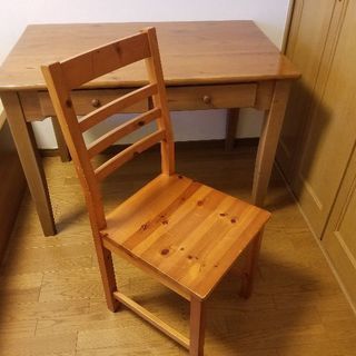 5/31まで　セットです🎵木製学習机、椅子