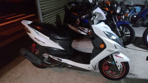 キムコレーシング125ccFiモデル