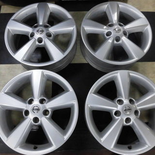 エルグランド　ジューク　エクストレイルなどにも流用出来ます！！ニッサン　デュアリス純正　6.5Ｊ　＋40　114.3-5穴 