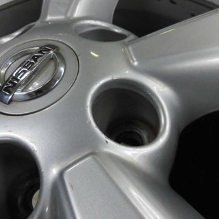 エルグランド　ジューク　エクストレイルなどにも流用出来ます！！ニッサン　デュアリス純正　6.5Ｊ　＋40　114.3-5穴 