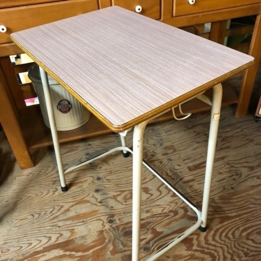 学校の机 ゆう あまのテーブル 学習机 の中古あげます 譲ります ジモティーで不用品の処分 学校の机 ゆう あまのテーブル 学習机 の中古あげます 譲ります ジモティーで不用品の処分