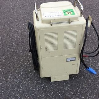 DENGEN　急速充電器　HR-MAX55　　接続部はソケット式　