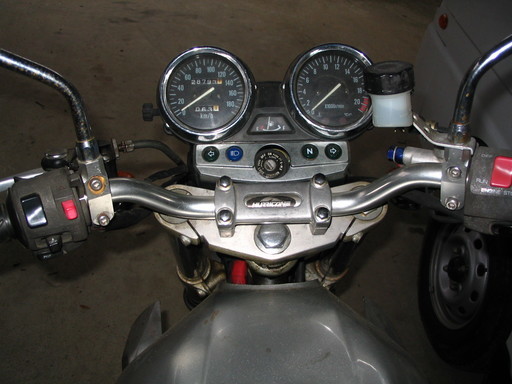 KAWASAKI　バリオスⅠ　９４年式　ZR250-056****  鍵・登録書類あり