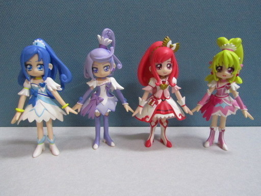 ドキドキ プリキュア キュアドール エース ハート ダイヤモンド ソード フィギュア おもちゃ ぐっさいくる 広島のフィギュアの中古あげます 譲ります ジモティーで不用品の処分