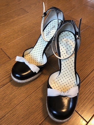 miu miu リボン付きウェッジソールサンダル　美品(*'▽')