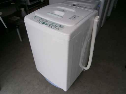 横浜市・川崎市無料配送　洗濯機　TOSHIBA　5キロ　2011年製　中古美品
