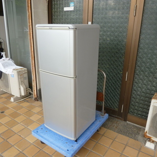 ★☆ SHARP シャープ 冷凍冷蔵庫 140L SJ-KPT1...