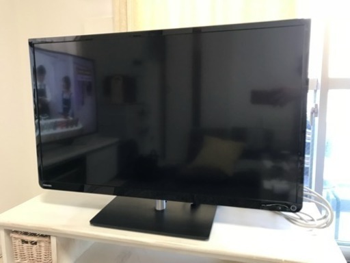 東芝REGZA テレビ 32インチ