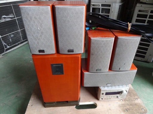 本日対応可能　ONKYO SWA-055他　サラウンドシステム