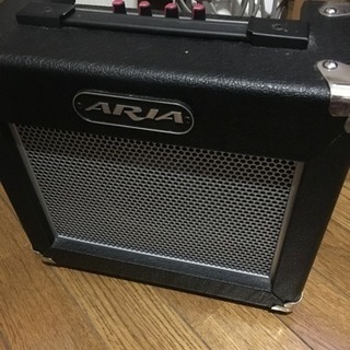 小型ギターアンプ