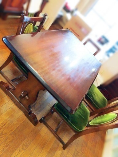 ダイニングテーブル・椅子４脚 セット