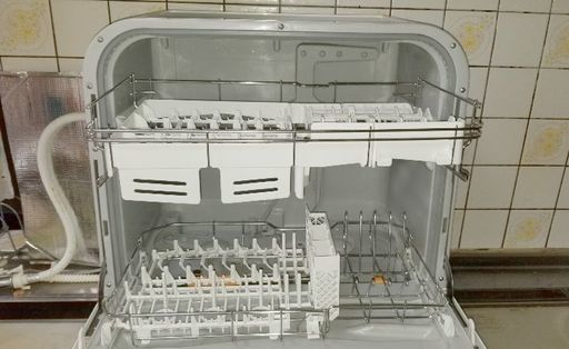 2017年 Panasonic 食器洗い乾燥機 NP-TM9-W