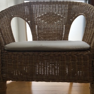 [販売完了(°▽°) ] IKEAラタンチェア 籐椅子クッション付き