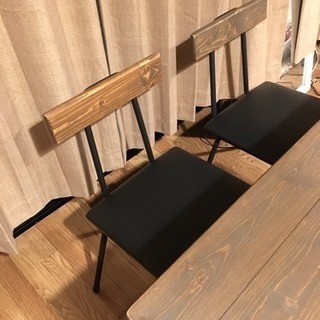 ★値下げ★ダイニングテーブルセット4点★ベンチ★古木風パイン材とアイアンのレトロデザイン★北欧風カフェ