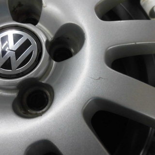 今となってはレアかな？？フォルクスワーゲン純正　6.5Ｊ＋42　100-5穴★ゴルフ４　ニュービートル　ポロに★タイヤの相談承ります！！   