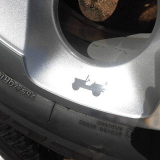 売り切ります！！Ｊｅｅｐラングラーサハラ純正　7.5Ｊ＋44.45　127-5穴★ＢＳ　デューラーＨ/Ｔ255/70Ｒ18中古タイヤ付き★そこそこ綺麗  