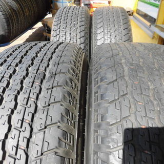売り切ります！！Ｊｅｅｐラングラーサハラ純正　7.5Ｊ＋44.45　127-5穴★ＢＳ　デューラーＨ/Ｔ255/70Ｒ18中古タイヤ付き★そこそこ綺麗  