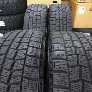 この時期なのでお買い得！！ダンロップ　ウインターマックス215/55R17 2013年★WAREN　7J+38　114.3-5穴★クラウン　マークX　エスティマ等    