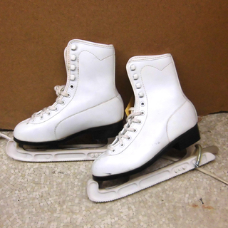 スケート靴 21.5㎝ 白 札幌 西区 西野