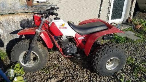 ホンダ 三輪バギー ATC