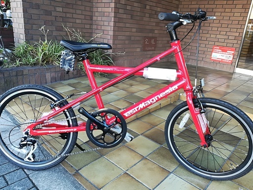 【新車】ESR　マグネシア
