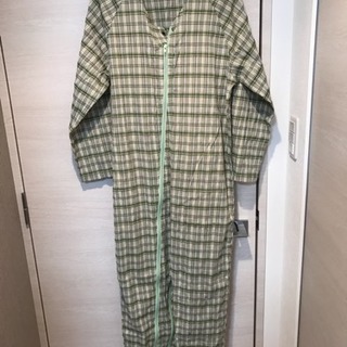 介護用パジャマ（つなぎ）