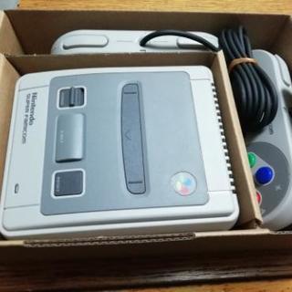 中古美品　ニンテンドー　スーパーファミコンミニ