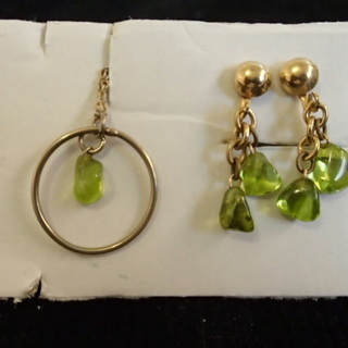 緑の天然石 ネックレスとイヤリングセット
