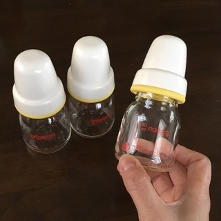 小さめガラスの哺乳瓶3本セット(乳首なし)