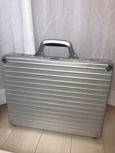 《値下げしました》RIMOWA リモワ アタッシュケース