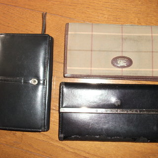 お財布　3点(Burberry, Guess, Yurie Ni...