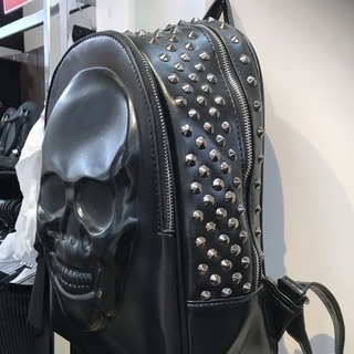 超人気‼️ドクロ合皮リュックサック❗️