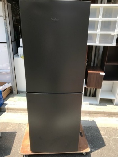 デザイン家電 冷蔵庫 ハイアール BALISTA Line ファミリーサイズ 305ℓ 2012年 JR-KT305AR