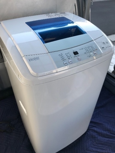 取引中。2015年製ハイアール全自動洗濯機5キロ美品。千葉県内配送無料！設置無料！