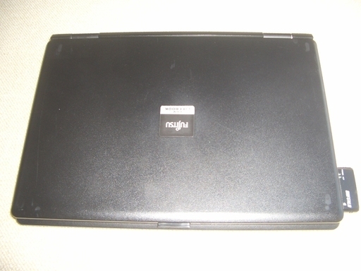 富士通　ノートパソコン　FMV-A8280　すぐに使用できます