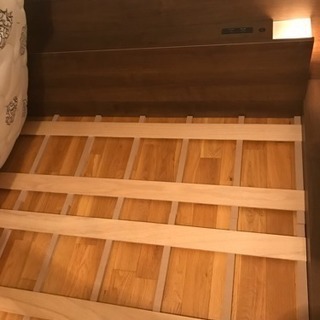 ダブルベッド シーリーマットレス ニトリフレーム