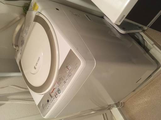 洗濯乾燥機　2010年シャープ製　Ag+イオンコート ES-TG73\t洗濯容量7 kg