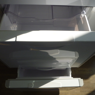 R 中古 HITACHI ３ドア冷蔵庫  INVERTER SLIM COMPACT R-S30AMV 2011年製 