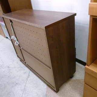 宮の沢店 ブラウン系 レンジボードカウンター 背板 有孔ボード 幅105cm