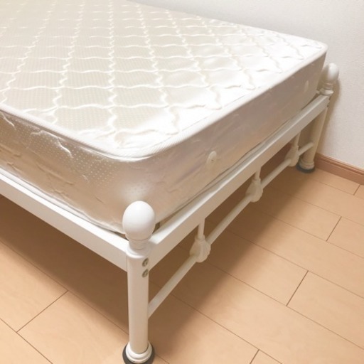 吉川ひなの×scrollコラボ アイアンベッド シングル