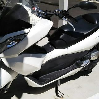 ☆ホンダ　バイク　PCX125　JF28　白 千葉☆